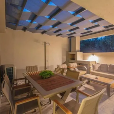 Merkezde Ultra Lueks 1 4*