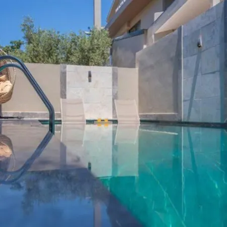 Hotel Merkezde Ultra Lueks 1